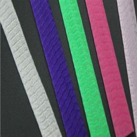 PE Material Protective Netting Sleeve Tasteless 1CM Width For Rose Flower